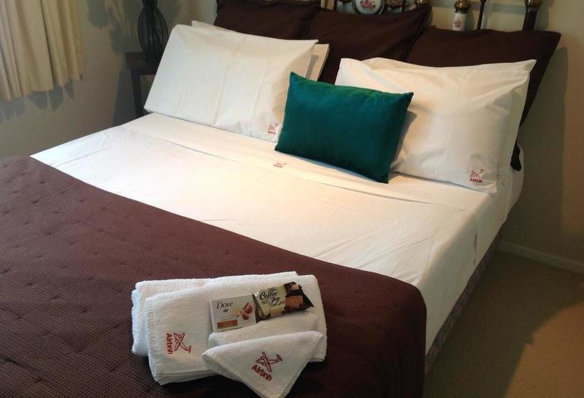 ベッドアンドブレックファースト Howick Luxury Large Home