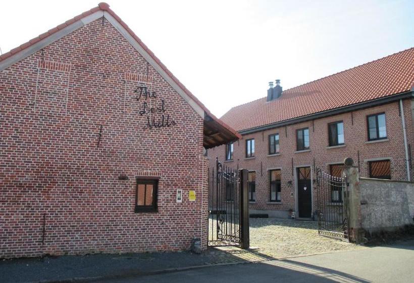 تختخواب و صبحانه The Lost Mills