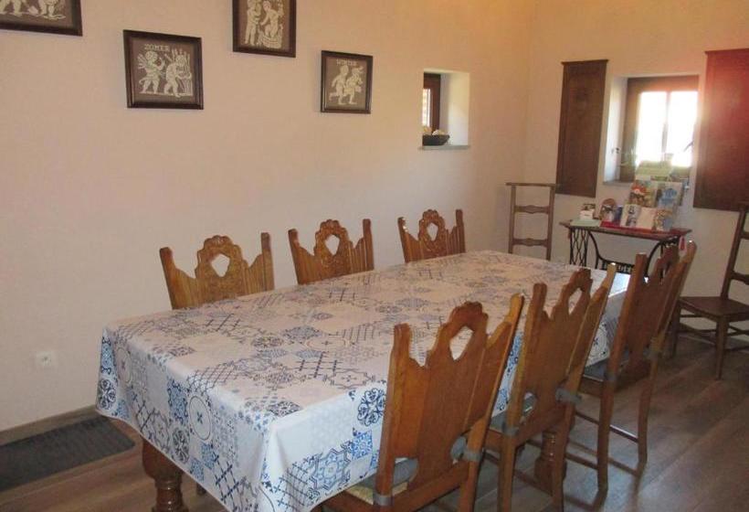 تختخواب و صبحانه The Lost Mills