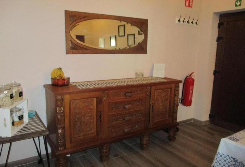 تختخواب و صبحانه The Lost Mills