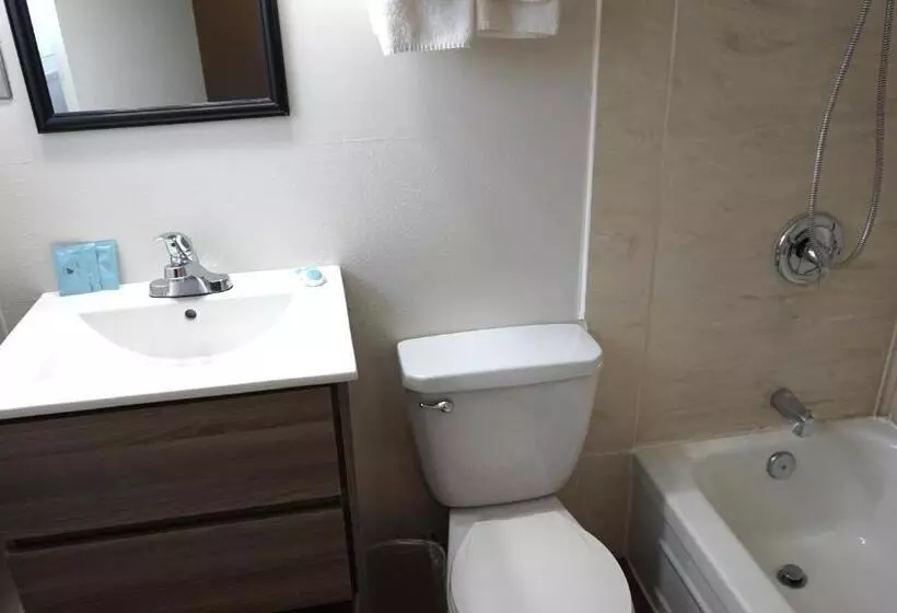 Caravel Motel