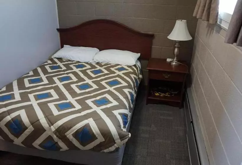 Caravel Motel