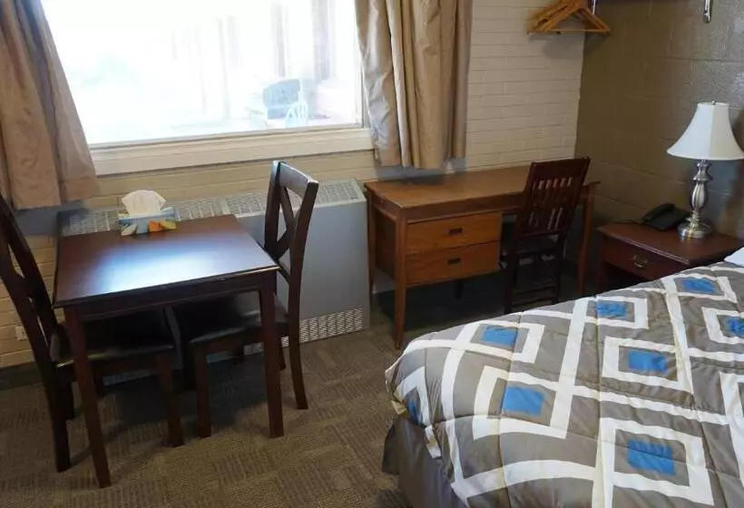 Caravel Motel