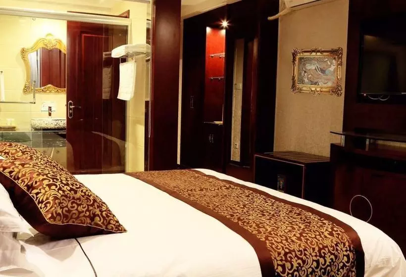Hotelli Dunhuang Longfeng