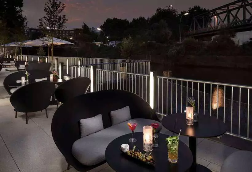 Hotelli Innside By Meliá Hamburg Hafen