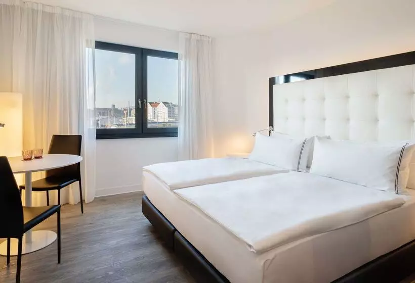 Hotelli Innside By Meliá Hamburg Hafen