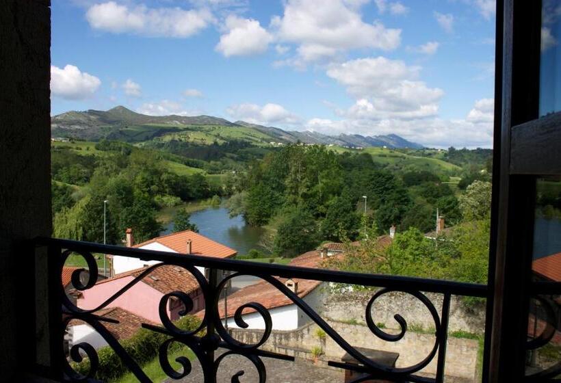 호텔 La Casona De Molleda