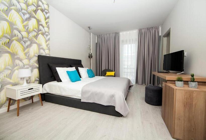 호텔 Nayino Resort