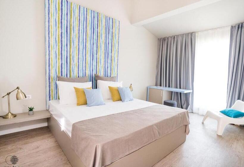 호텔 Nayino Resort