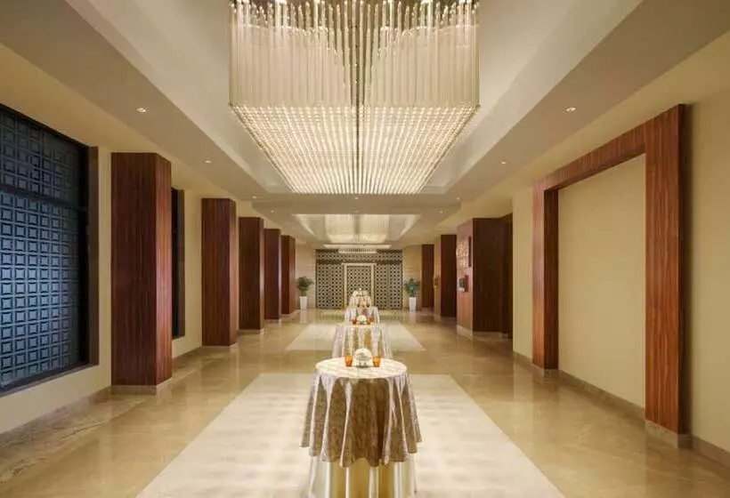 Sandal Suites By Lemon Tree Hotels