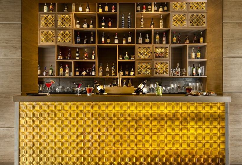 Sandal Suites By Lemon Tree Hotels