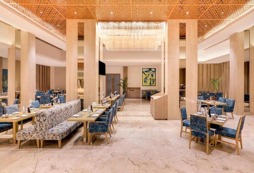 Sandal Suites By Lemon Tree Hotels