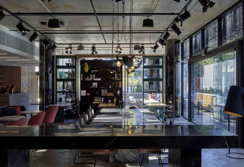 בית מלון כפרי Tribe Perth