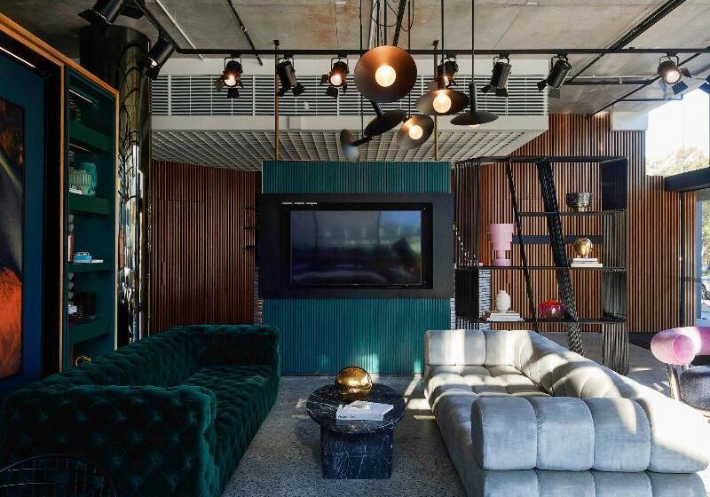 בית מלון כפרי Tribe Perth