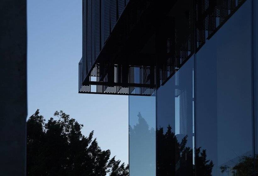 בית מלון כפרי Tribe Perth