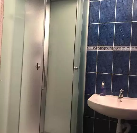 Kosher Hostel