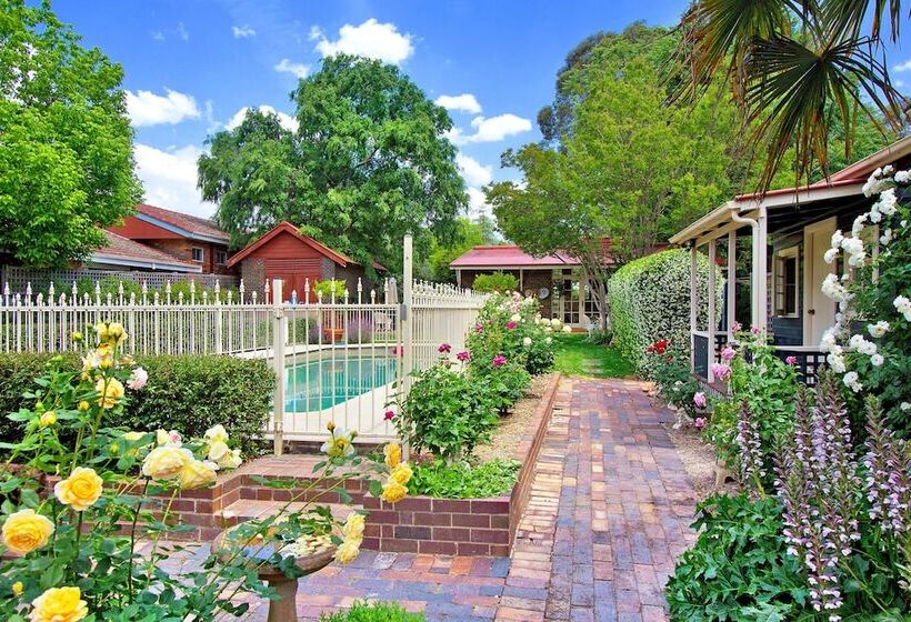 Loloma Bed And Breakfast