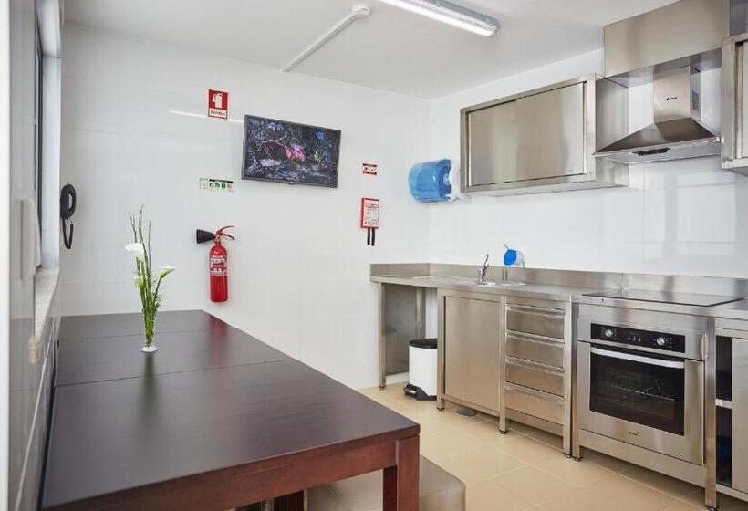 Suites & Hostel Cidade Aveiro