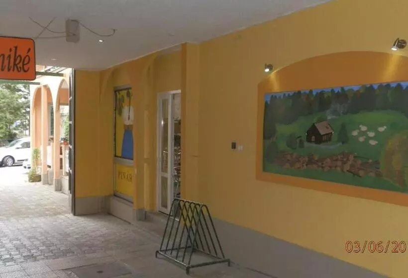 ユースホステル Penzión Marína Pri Slovenskej Reštaurácii