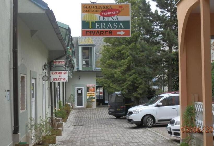 호스텔 Penzión Marína Pri Slovenskej Reštaurácii