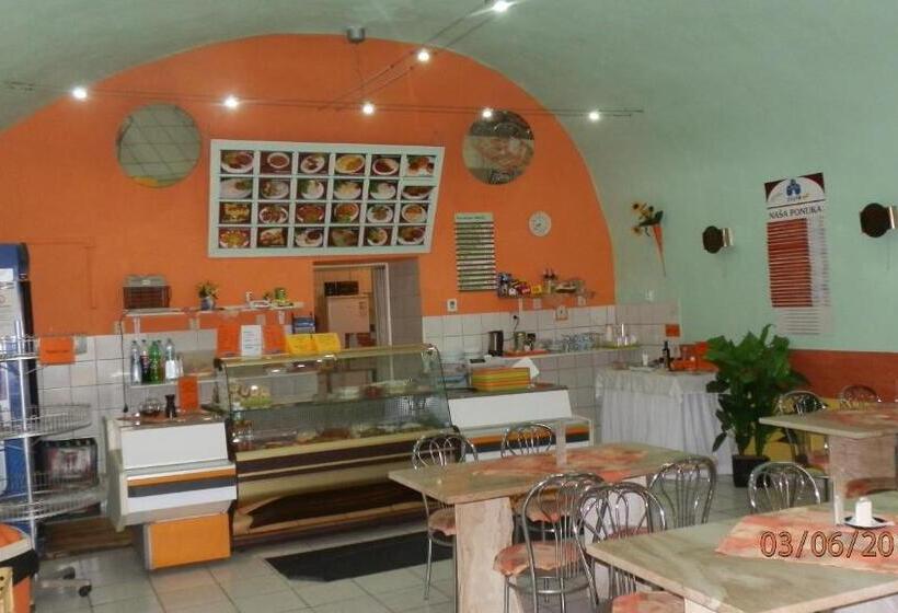 호스텔 Penzión Marína Pri Slovenskej Reštaurácii