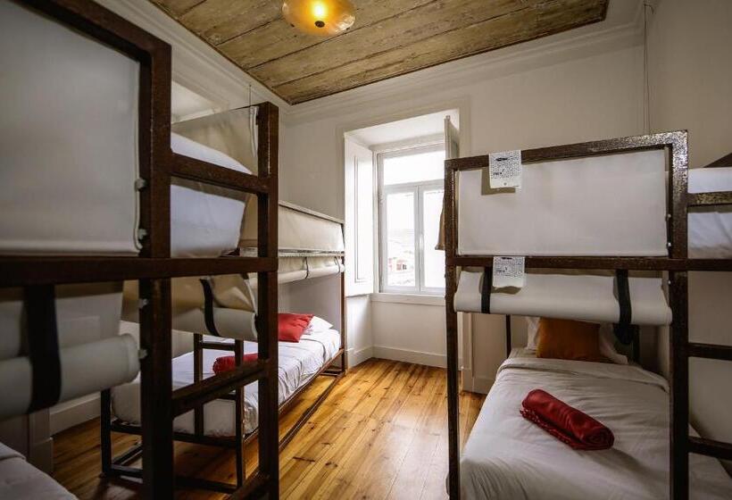 De Pedra E Sal Hostel & Suites