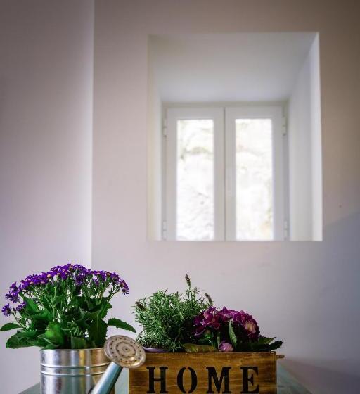 De Pedra E Sal Hostel & Suites