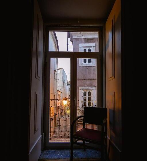 De Pedra E Sal Hostel & Suites