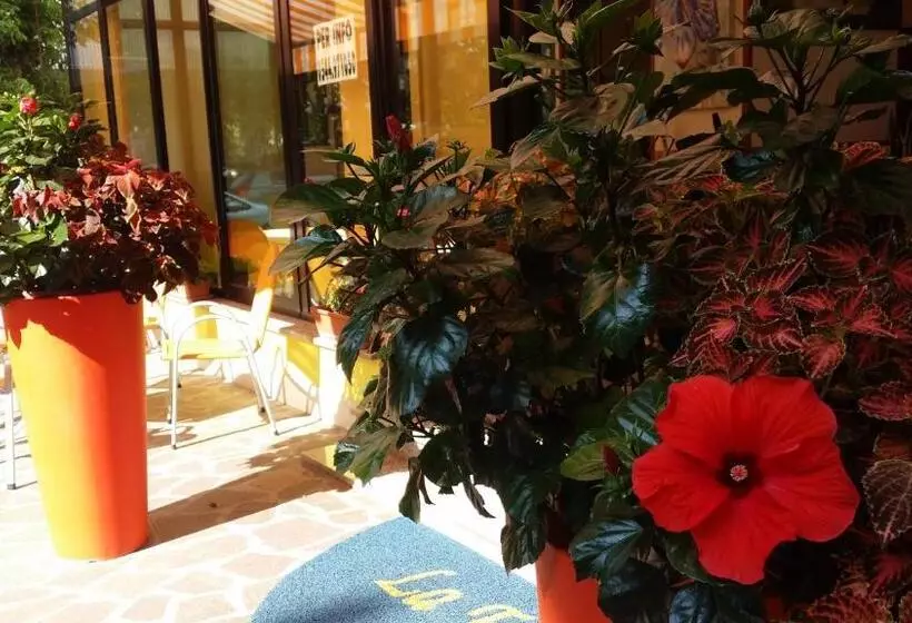 Hotelli La Falena