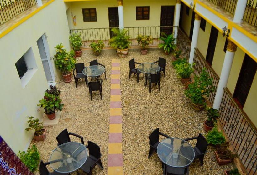 هتل Ayenda 1305 Retro