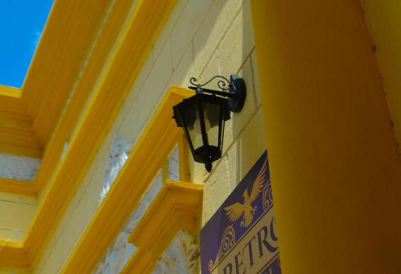 هتل Ayenda 1305 Retro