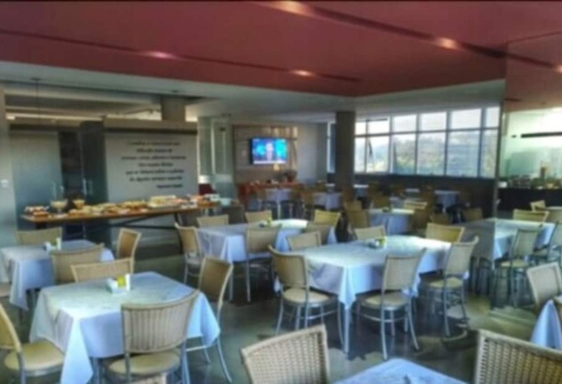 בית מלון כפרי Verona Tower