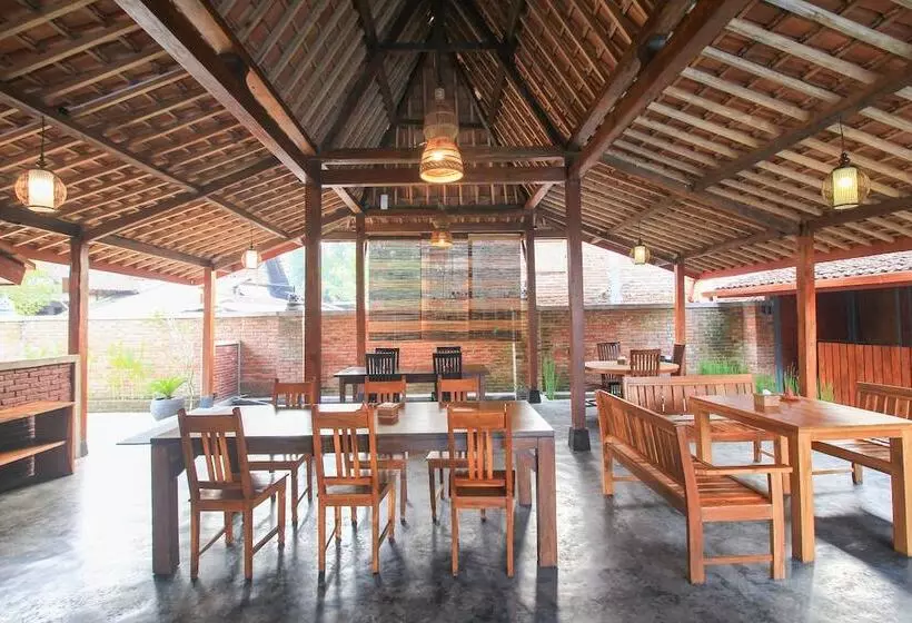 هتل Wahid Borobudur