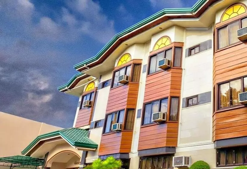Hotelli Zen Rooms Vest Grand Suites Bohol