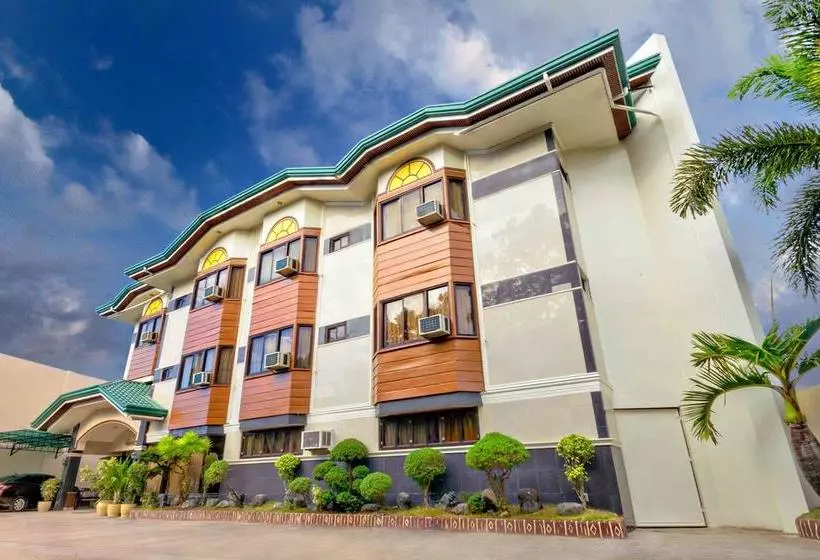 Hotelli Zen Rooms Vest Grand Suites Bohol
