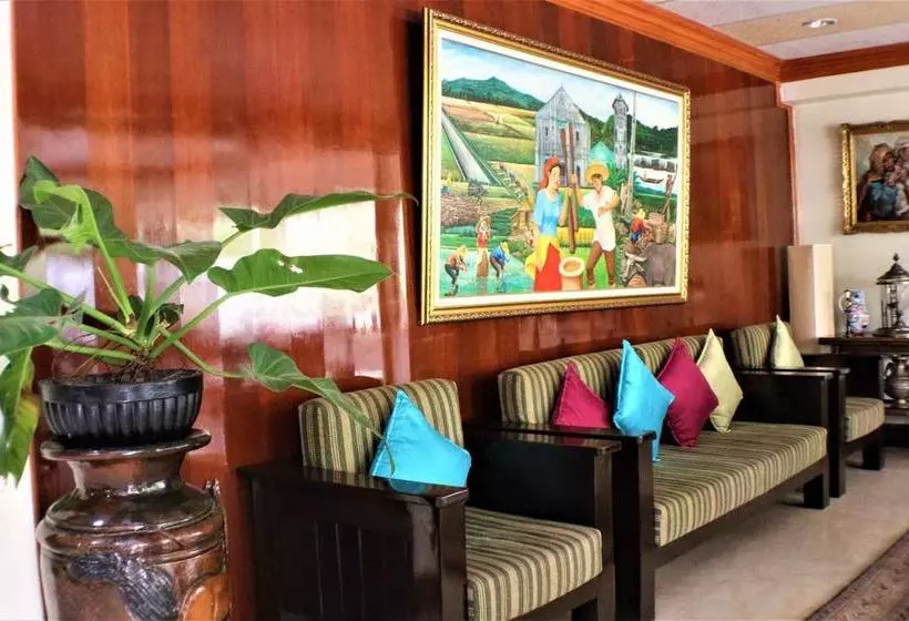 Hotelli Zen Rooms Vest Grand Suites Bohol