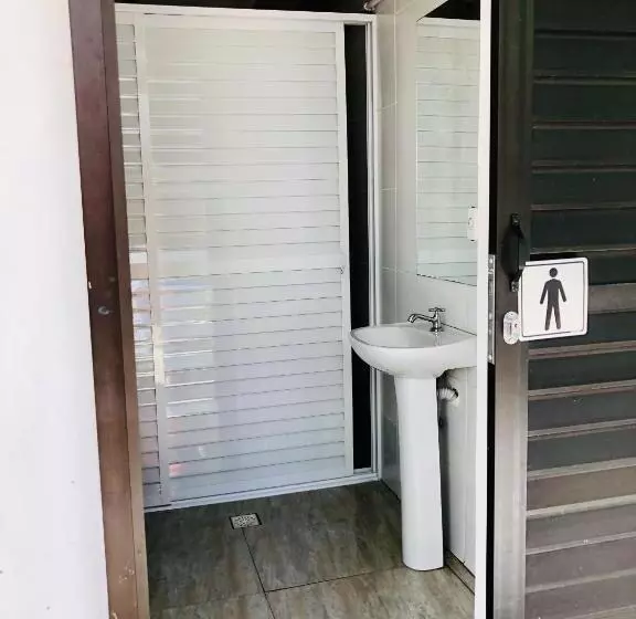 Quatro Ilhas Beach Hostel