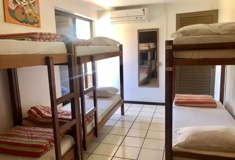Quatro Ilhas Beach Hostel