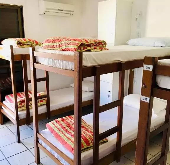 Quatro Ilhas Beach Hostel