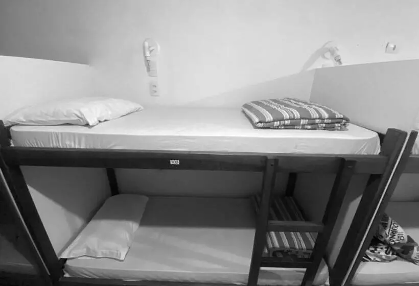 Quatro Ilhas Beach Hostel