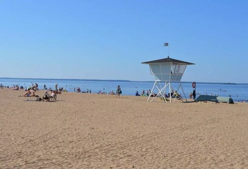 استراحتگاه Nallikari Seaside Villas
