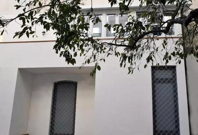 A Due Passi B&b