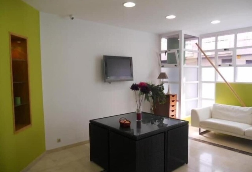 Albergue La Estacion Santiago De Compostela