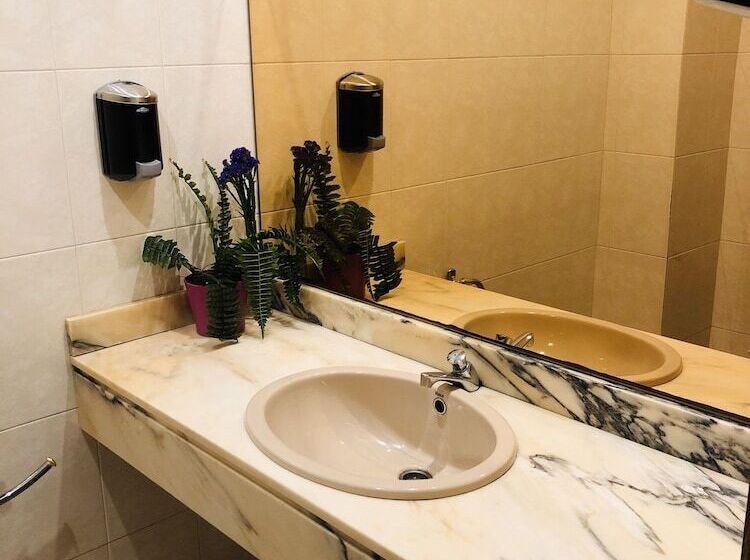 Albergue La Estacion Santiago De Compostela