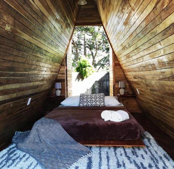 تختخواب و صبحانه Airport Traveler S Home