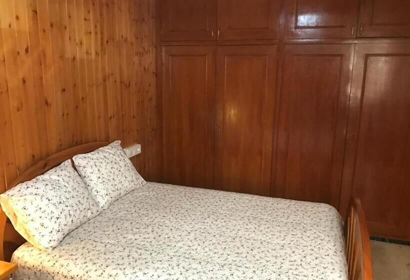 تختخواب و صبحانه Habitaciones Baobab