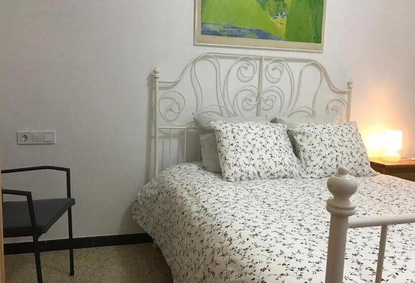 تختخواب و صبحانه Habitaciones Baobab