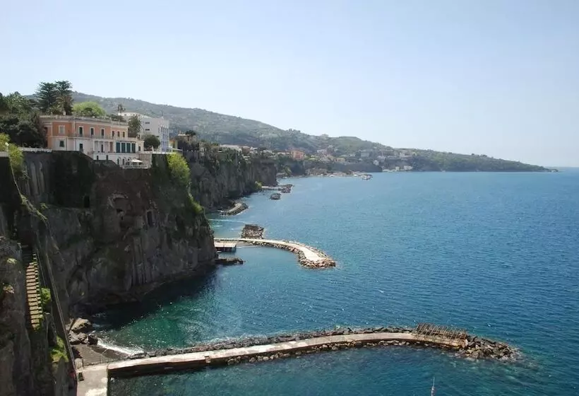تختخواب و صبحانه Residenza Viviani