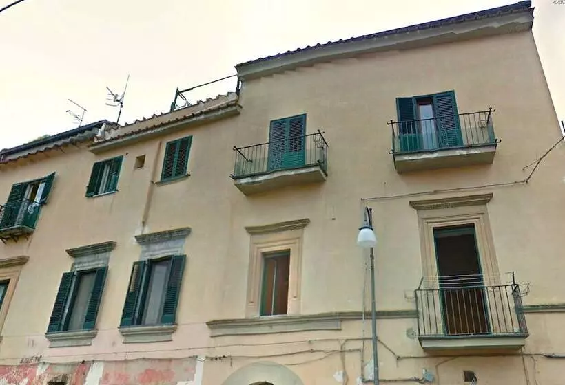 تختخواب و صبحانه Residenza Viviani