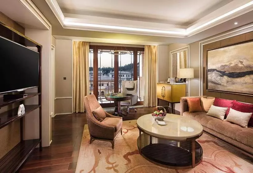 Grand Bay Hotel Beijing